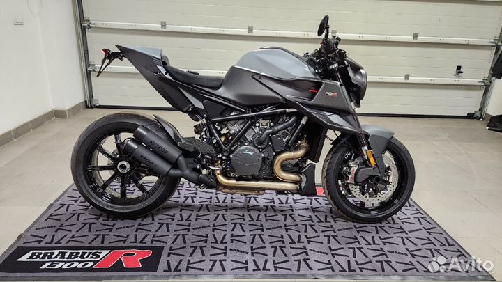 Brabus 1300 R Edition 23
