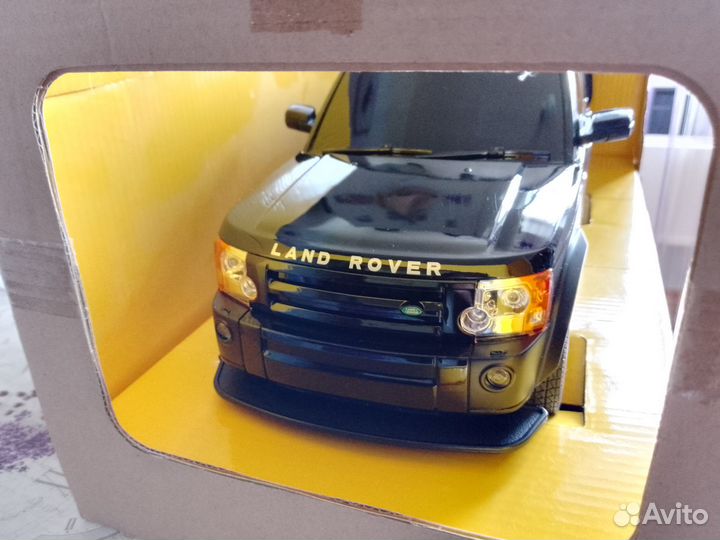 Машина с пультом новая