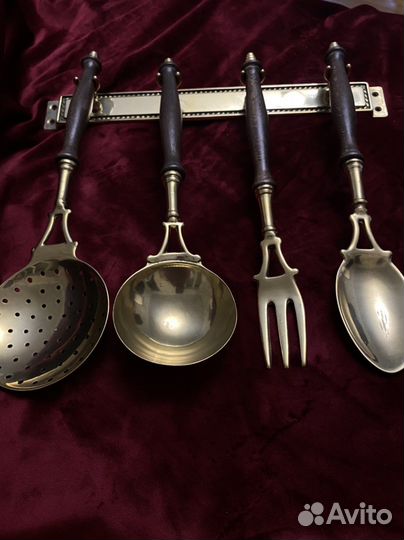 Набор поварешек из латуни с деревянными ручками