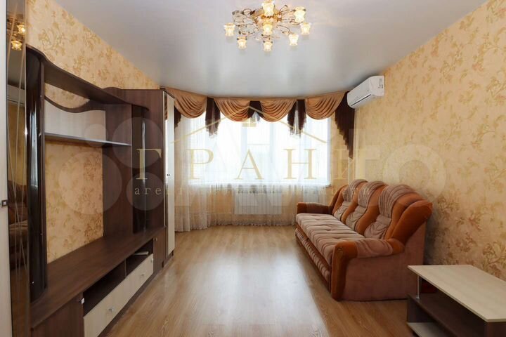 2-к. квартира, 74 м², 3/17 эт.