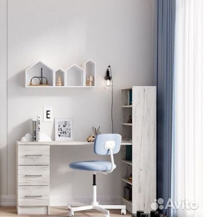 Стол компьютерный