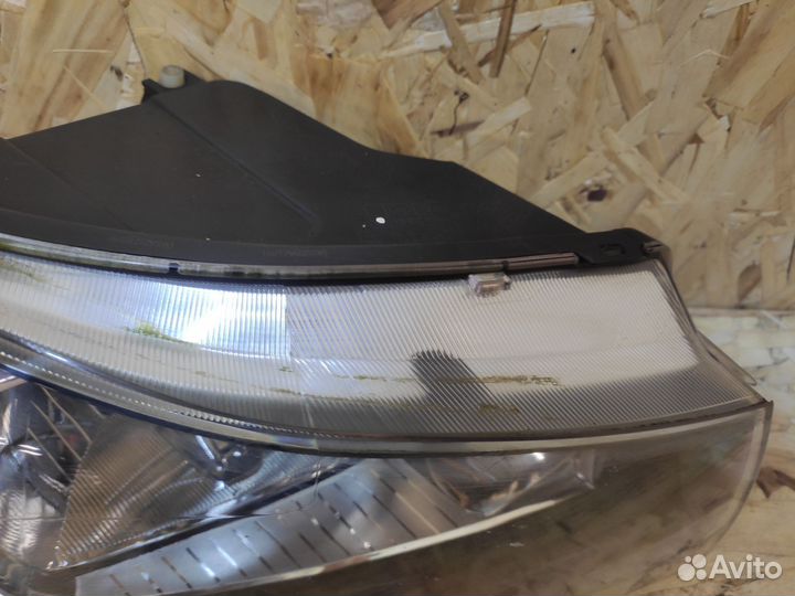 Фара правая Chevrolet Cruze