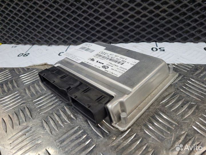 Блок управления пневмоподвеской Audi A8 D3 BVJ 4.2