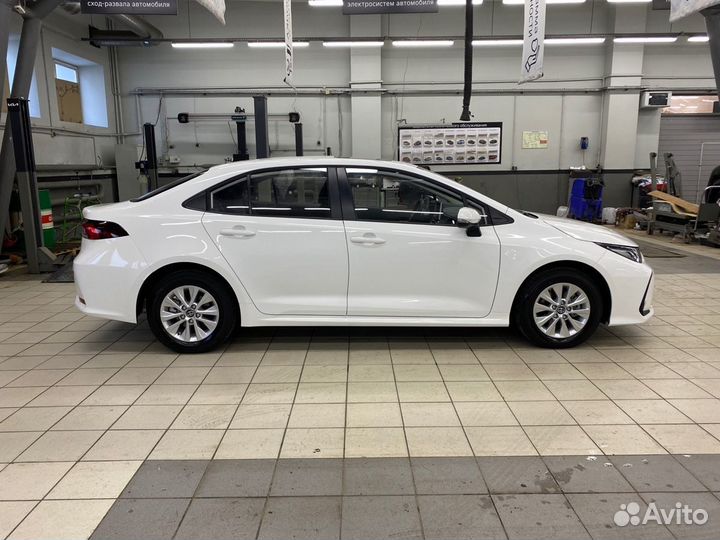 Toyota Corolla 1.5 CVT, 2022, 50 км