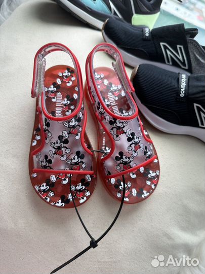 Tommy Hilfiger купальник 7лет