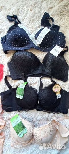 Бюстгальтера новые