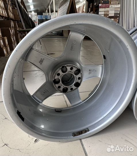Диски r18 разноширокие на mercedes