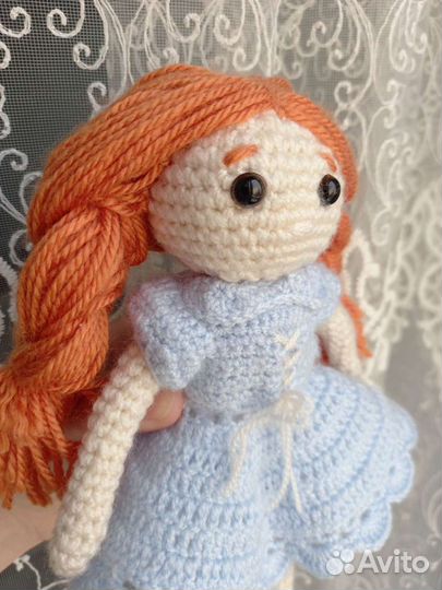 Вязаная кукла