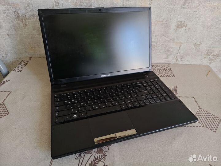Samsung NP305v5a