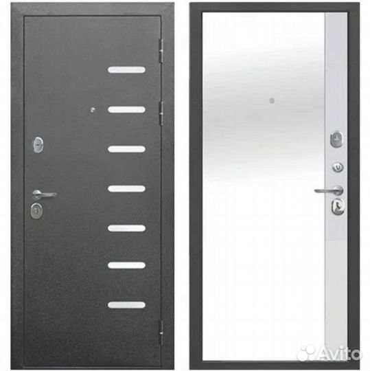 Дверь входная с зеркалом