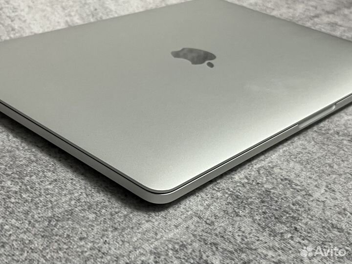 Apple MacBook Pro 13 2020 8gb 512gb SSD