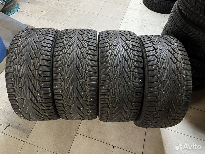 Pirelli Ice Zero 295/40 R21