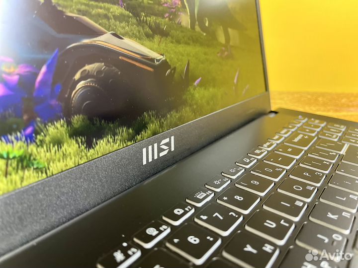 Ноутбук MSI для игр - RTX