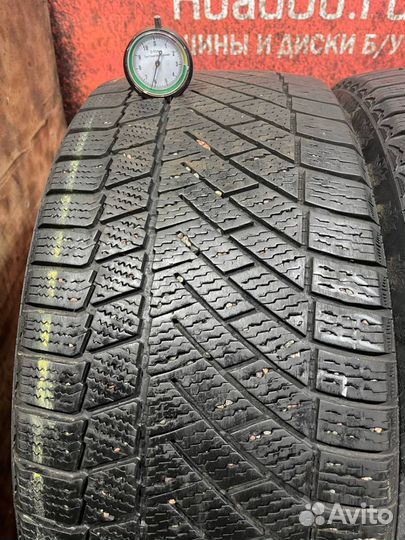 Continental ContiVikingContact 6 235/40 R19