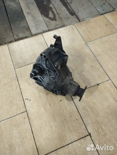 Передний редуктор