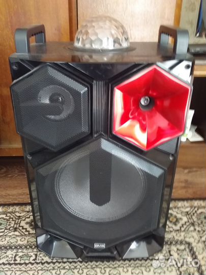 Портативная колонка