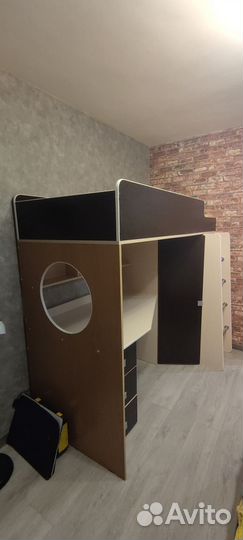 Комплекс для детской комнаты, стол, кровать