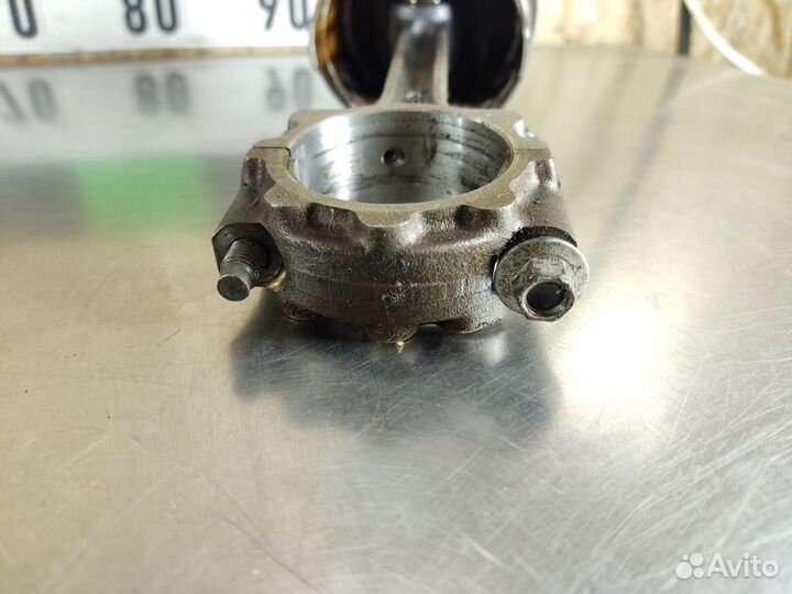 Поршень Mitsubishi Galant 1993 1997