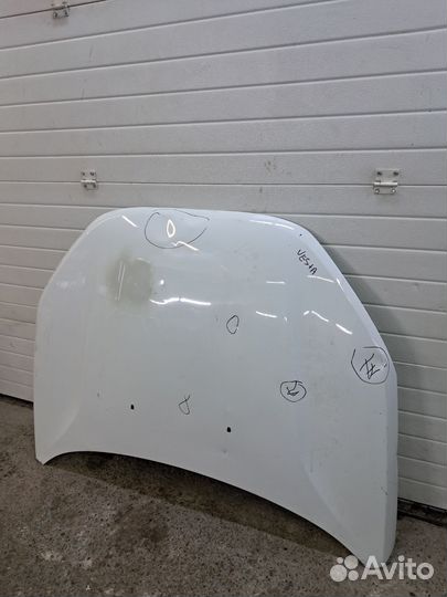 LADA vesta капот