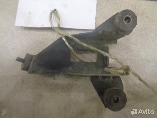 Кронштейн насоса гидроусилителя Hyundai Elantra X