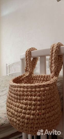 Корзинка-кормашек на кроватку