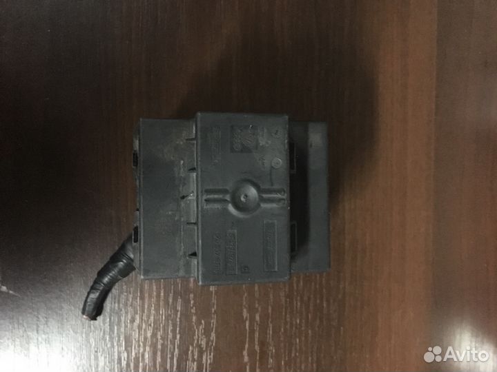 1k0937311b VW,Audi,Skoda блок предохранителей