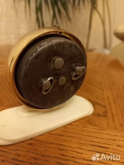 Часы настольные с будильником Слава