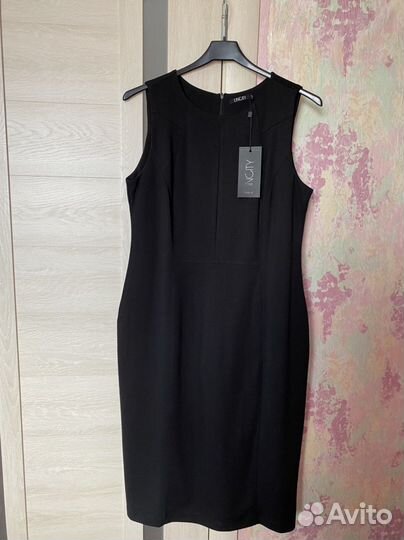 Черное платье