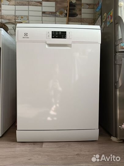 Посудомоечная машина Electrolux ESF9552LOW