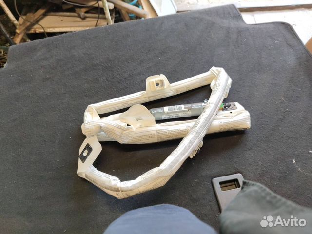 Подушка безопасности боковая (шторка) левая