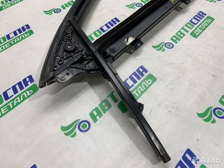 Рамка двери передняя левая Audi A6 C6 седан 2005