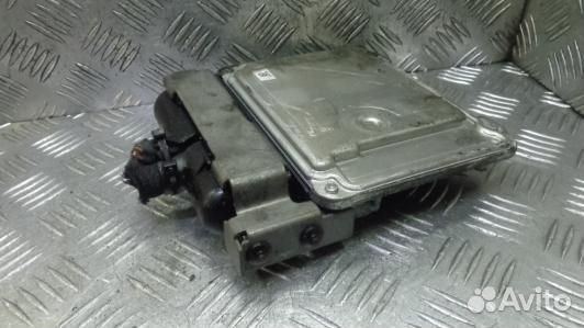 Блок управления двс volkswagen passat B7 (3BN04PC0