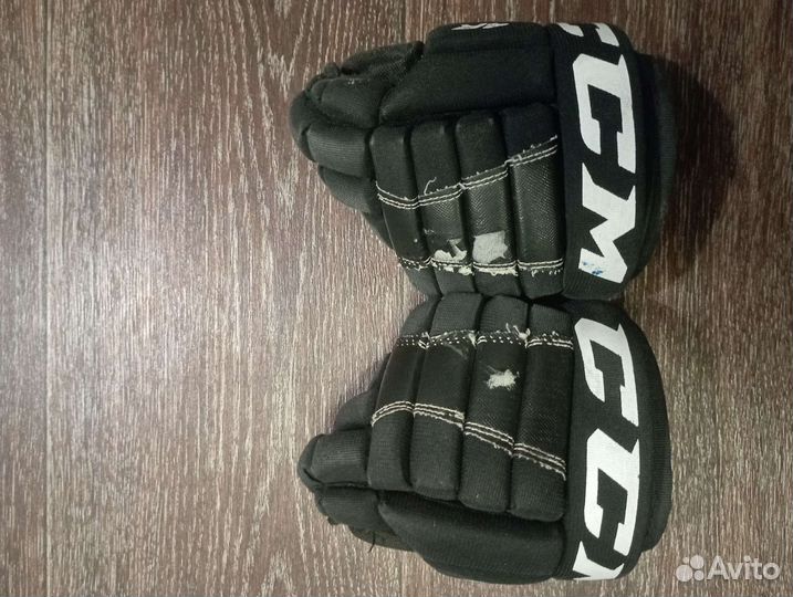 Краги хоккейные