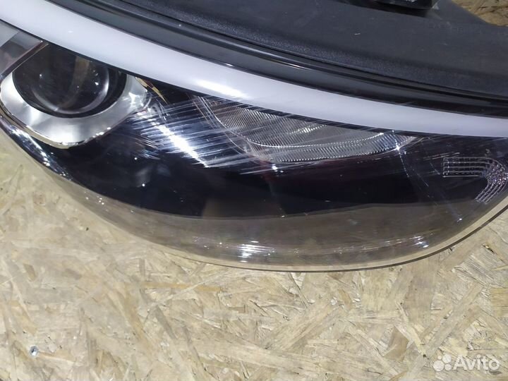Фара правая Hyundai IX35