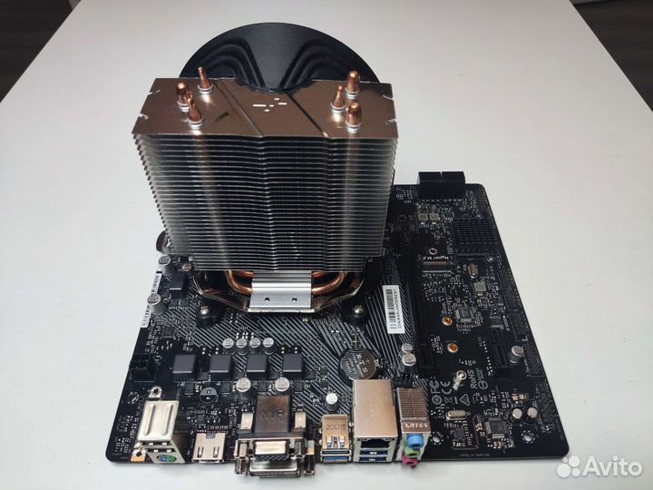 Комплект: Ryzen 5600X, B550, 16Gb, кулер