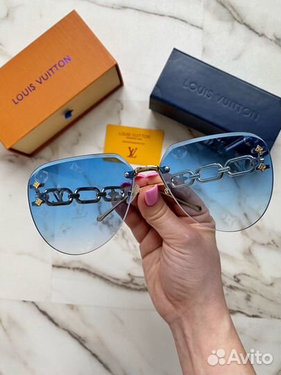 Солнцезащитные очки