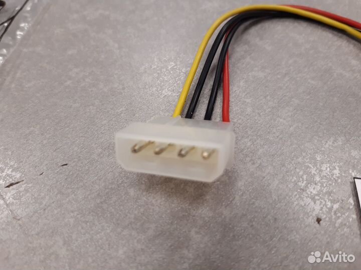 Кабель для подключения HDD 1xsata - Molex мама