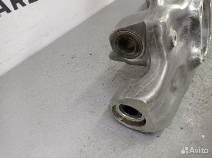 Кулак поворотный передний правый Audi A6 C6