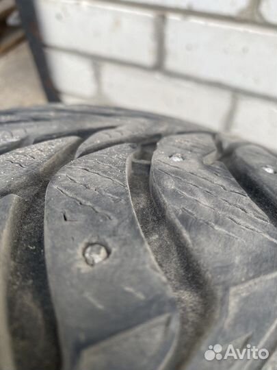 Yokohama 126S 235/45 R18 98R