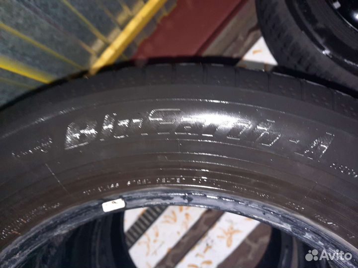 Yokohama BluEarth AE50 215/65 R17 99V