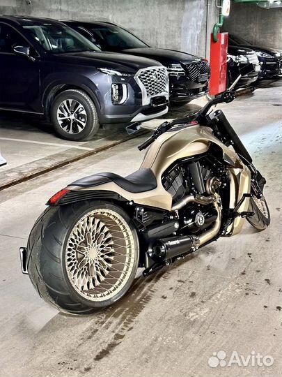 Harley Davidson V-Rod Giotto 18