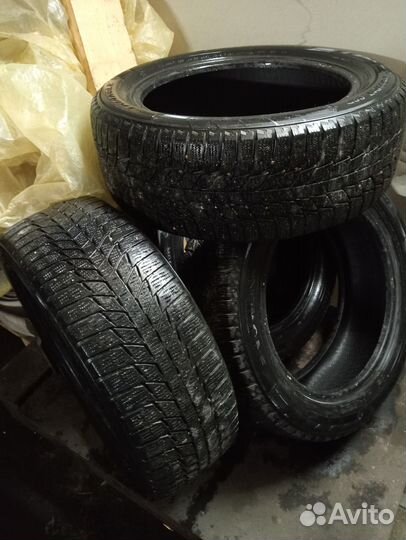 Triangle Snowlink TWT02 215/55 R17