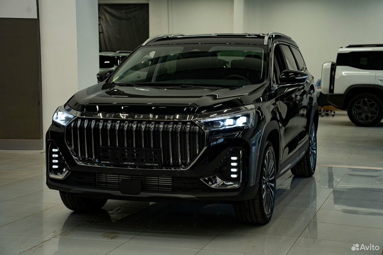 Jetour X90 Plus 2.0 AMT, 2026