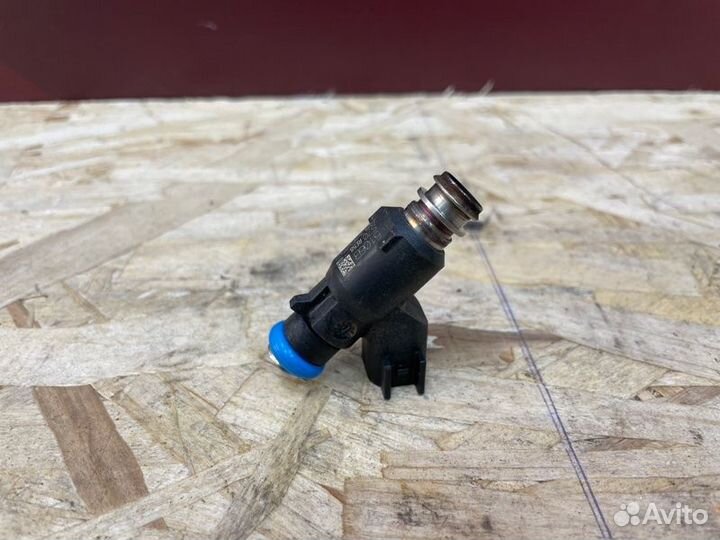 Форсунка топливная LADA Vesta