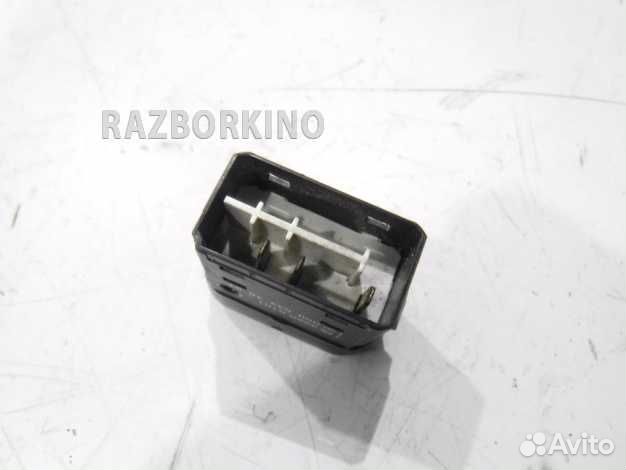 Кнопка корректора фар