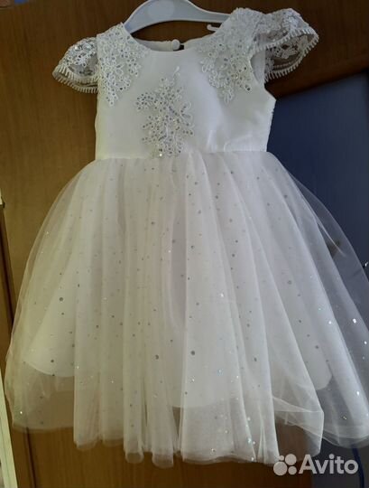 Нарядное детское платье
