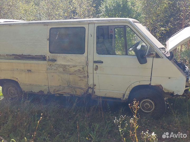 Renault трафик 1