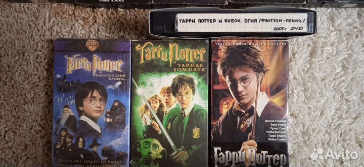 Видеокассеты с фильмами и мультфильмами