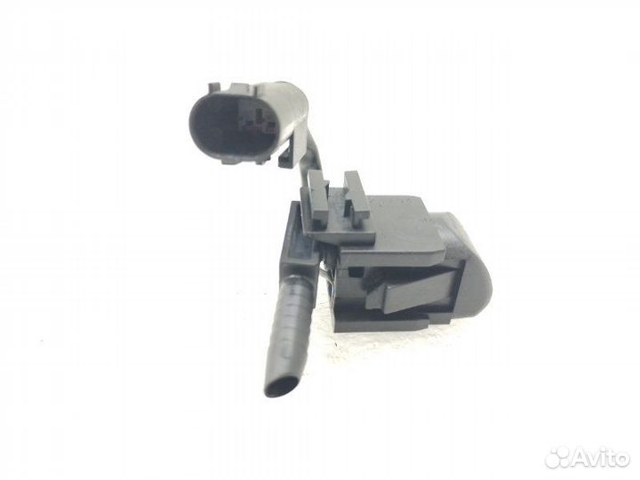 Форсунка стеклоомывателя Mercedes-Benz E-Class