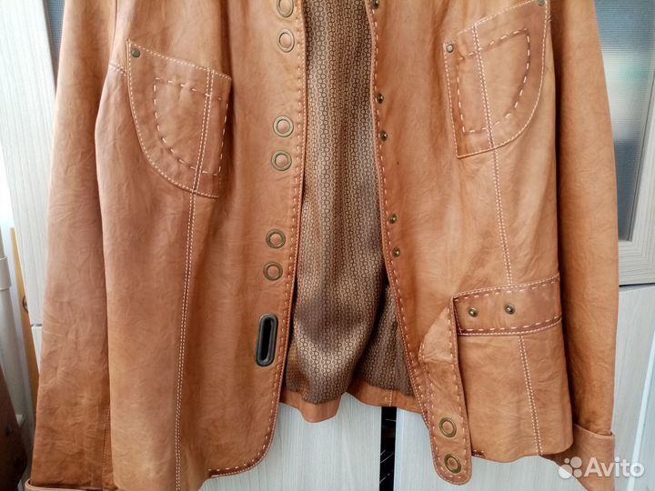 Куртка кожаная женская